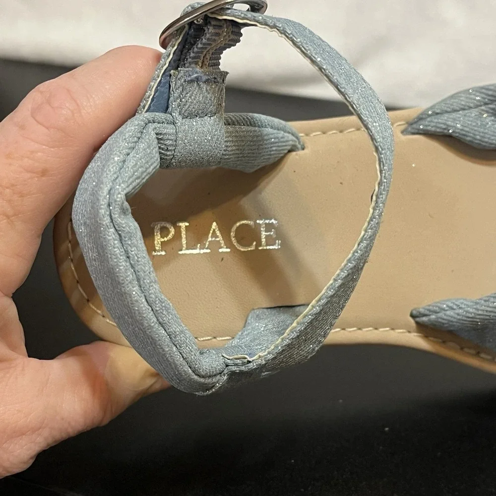 Children's Place Sandals Girl's Size 1 Sparkle Buckle Strap Thick Soles